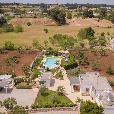 Villa Trulli Greta, Luxury With Wonderful Pool