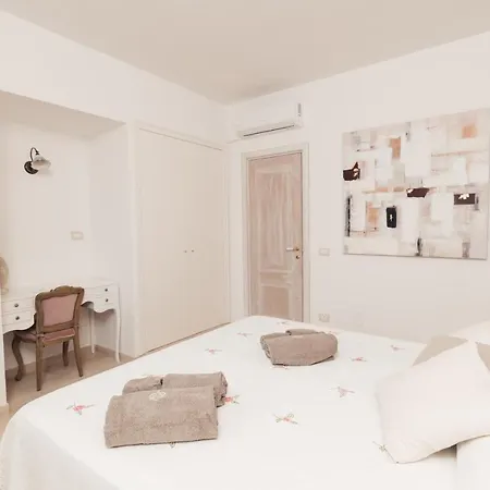 Trulli Greta, Luxury With Wonderful Pool Villa