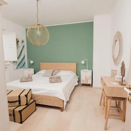 Trulli Greta, Luxury With Wonderful Pool Villa *