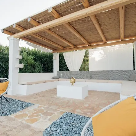 Trulli Greta, Luxury With Wonderful Pool