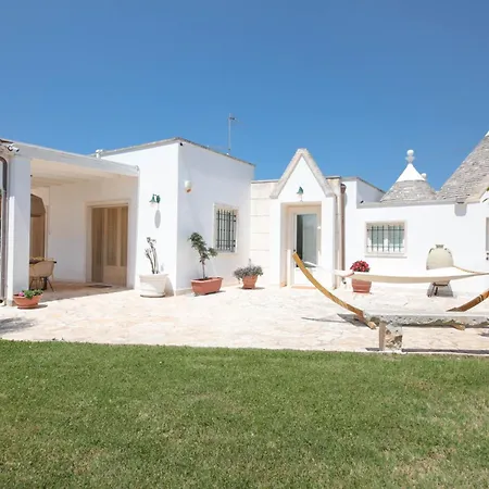 Trulli Greta, Luxury With Wonderful Pool Villa *